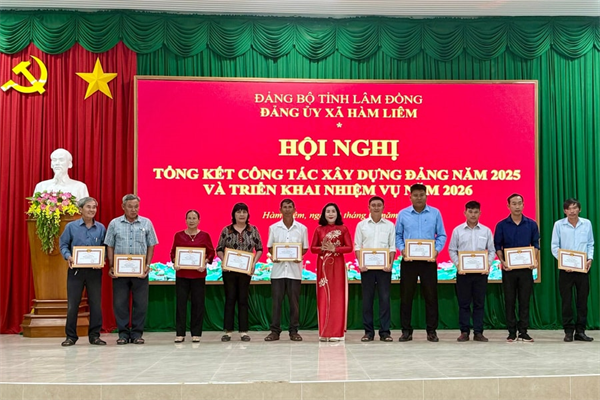 Hình ảnh hoạt động1