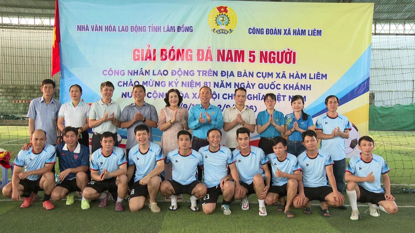 Đến dự Lễ khai mạc về phía Liên đoàn Lao động tỉnh có: Ông Nguyễn Phú Hoàng – UV BCH Tổng LĐLĐ VN, TUV, Phó Chủ tịch Mặt trận Tổ quốc Việt Nam tỉnh, Chủ tịch Liên đoàn Lao động tỉnh; Ông Hồ Công Dương – Phó Chủ tịch Thường trực Liên đoàn Lao động tỉnh; Về phía lãnh đạo địa phương có: Bà Nguyễn Thị Toàn Thắng – Tỉnh ủy viên, Bí thư Đảng ủy xã, Chủ tịch HĐND xã Hàm Liêm; Ông Phan Minh Quảng – Phó Bí thư Thường trực Đảng ủy xã Hàm Liêm; Các đồng chí lãnh đạo của các đoàn thể chính trị xã hội xã. Về phía đơn vị tổ chức có: Ông Trần Đức Hải – Giám đốc Nhà Văn hóa Lao động tỉnh Lâm Đồng; Bà Trần Thị Thu Vân – Chủ tịch Công đoàn xã Hàm Liêm; Cùng các đồng chí trong BCH Công đoàn xã Hàm Liêm, các Chủ tịch CĐCS trên địa bàn, thành viên Ban Tổ chức, các phóng viên, đài phát thanh và phòng văn hóa tổng hợp xã và gần 80 vận động viên (VĐV) đại diện cho các đội bóng trên địa bàn cụm xã Hàm Liêm.
