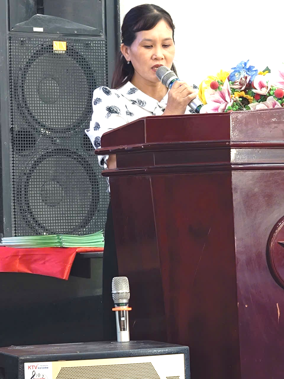 Đ/c Nguyễn Thị Mỹ Linh, Đảng uỷ viên – PCT. UBMTTQVN xã - Chủ tịch Hội Nông dân huyện phát biểu tại Lễ ra mắt