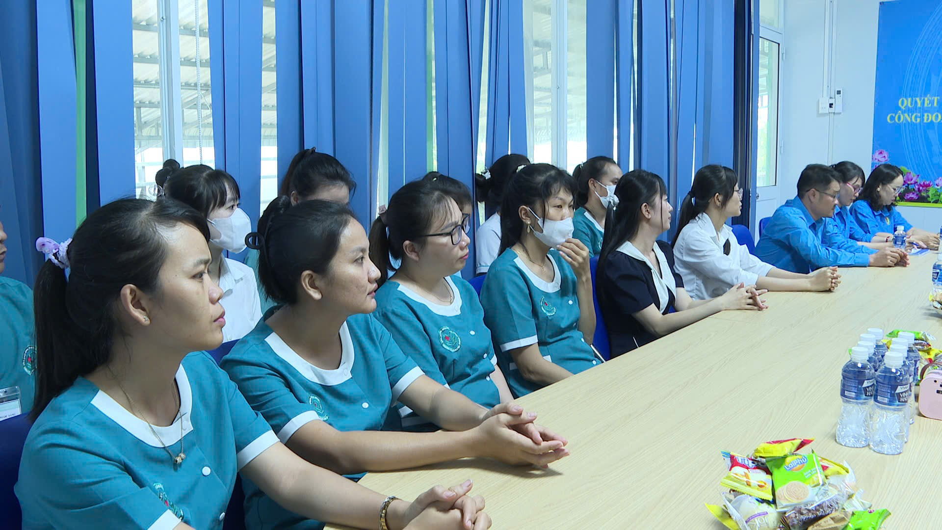 Tập thể đoàn viên, người lao động tại công ty tham dự lễ công bố thành lập công đoàn cơ sở công ty
