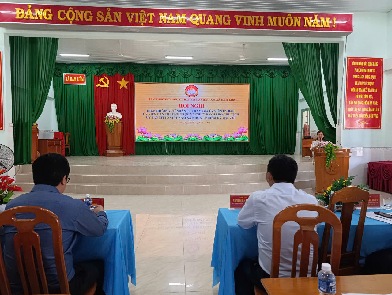 Đồng chí Nguyễn Thị Mỹ Linh phát biểu nhận nhiệm vụ
